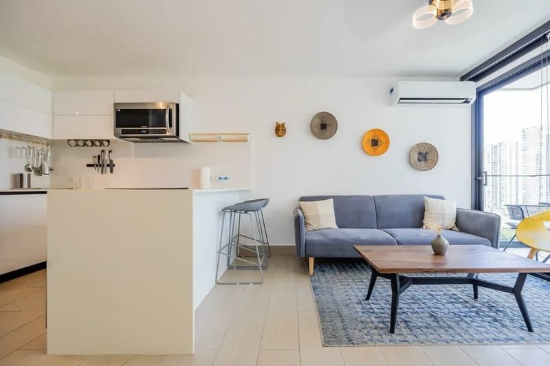 Warm 1BR in San Francisco w/ Balcony