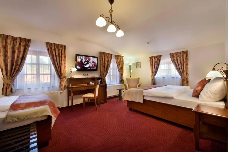 Triple room