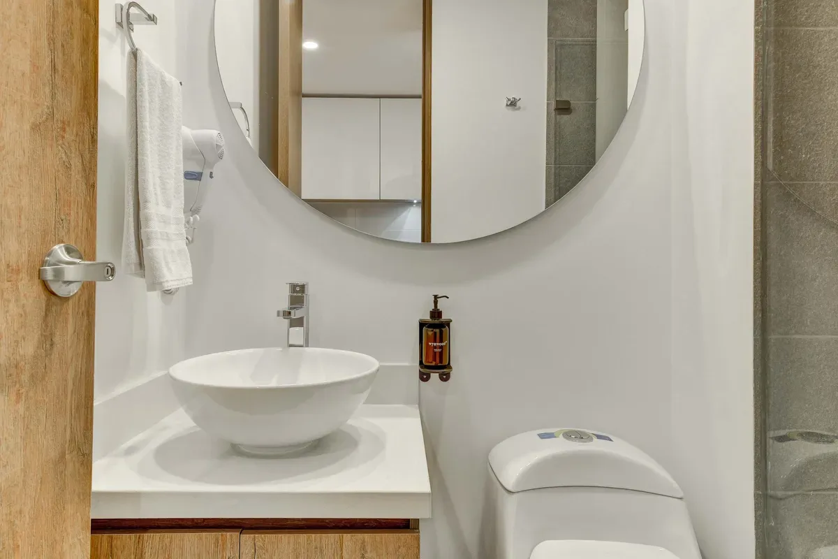 Polished Loft in Bogota w/ Gym