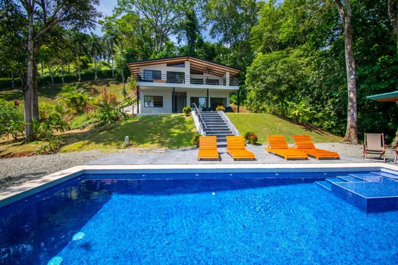 Casa Cascada