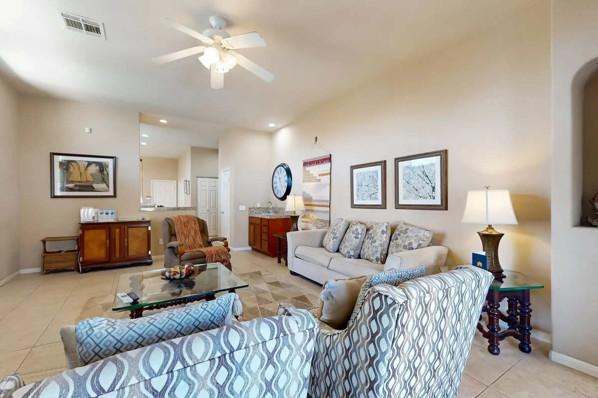 Lovely La Quinta