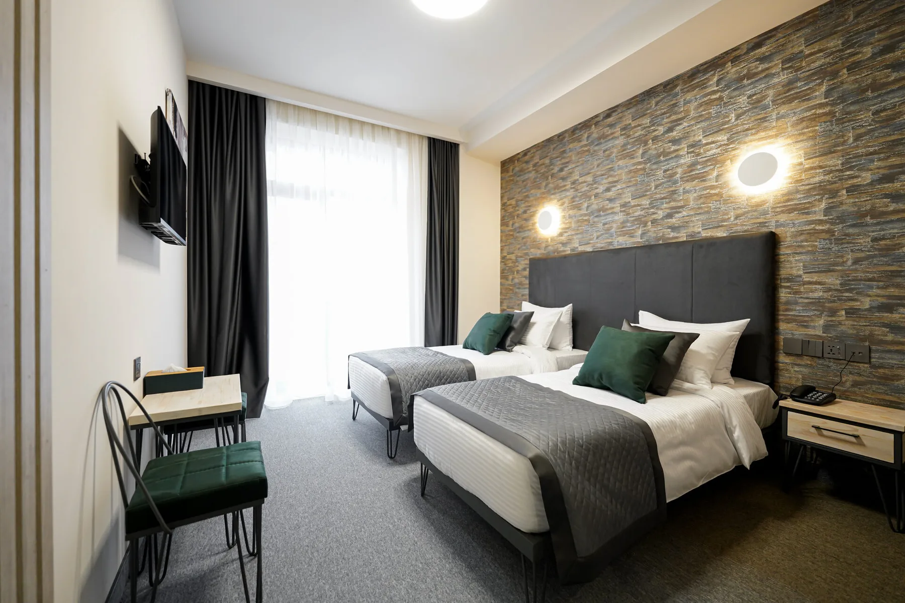 Dynasty Hotel & Spa