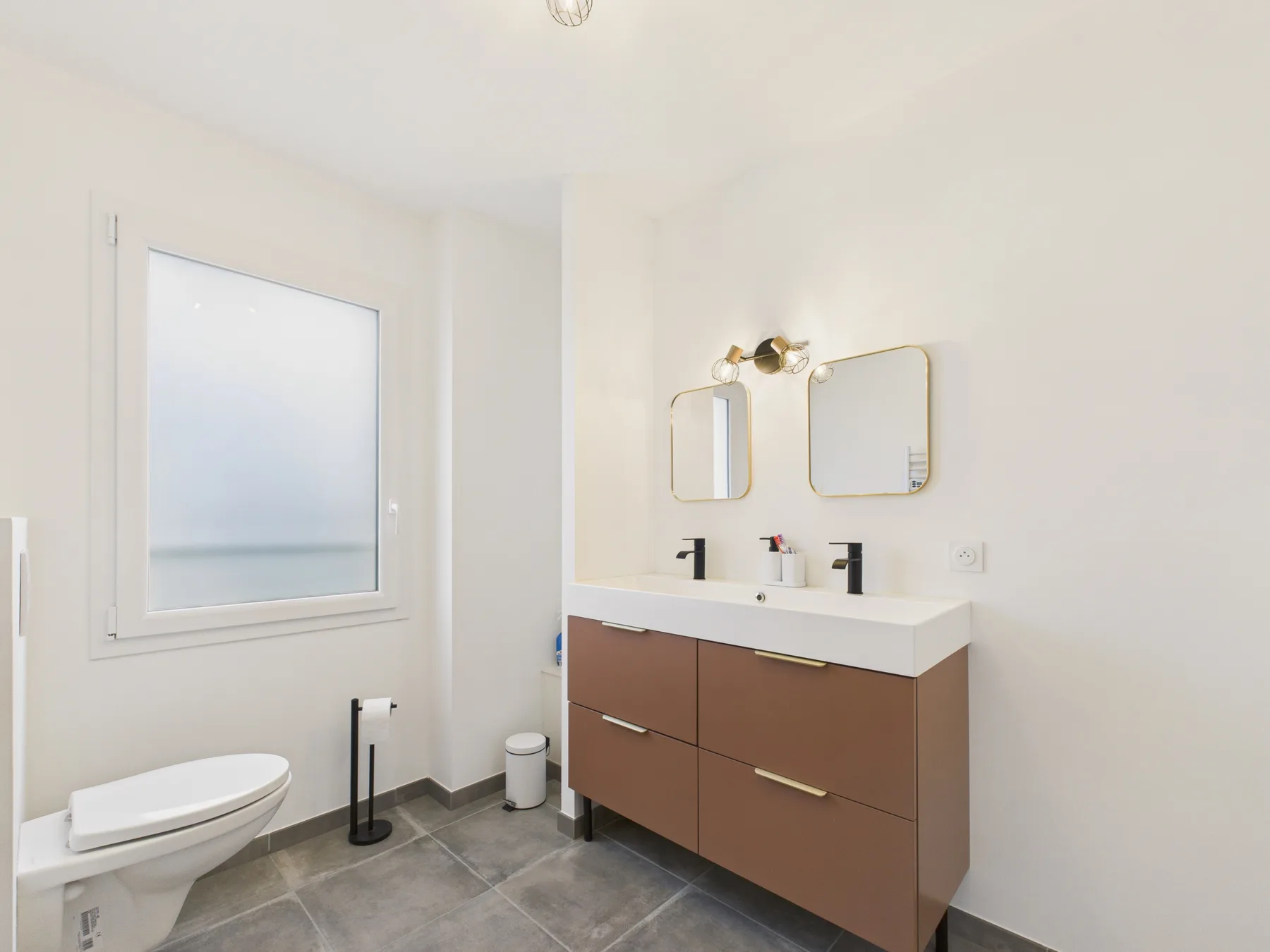 Property gallery photo