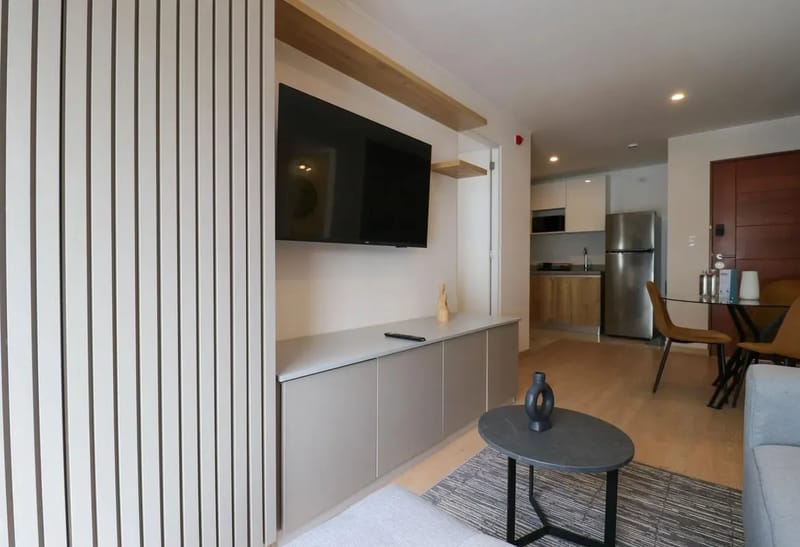 Divine 2BR with Majestic Deco in Barranco