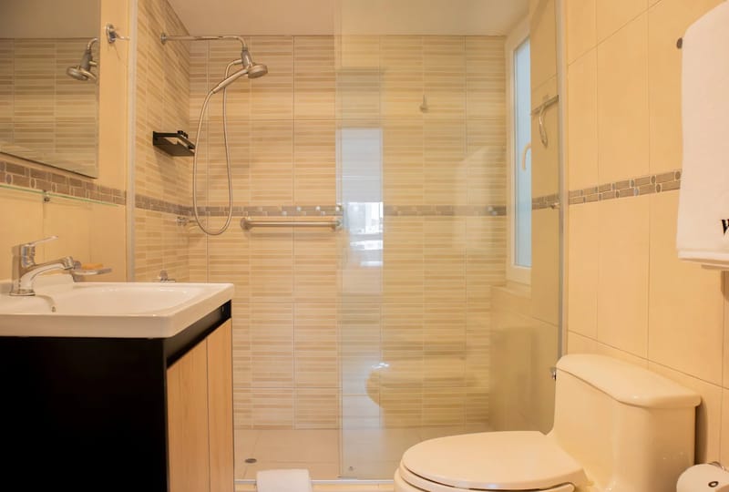 Striking 1BR in Miraflores