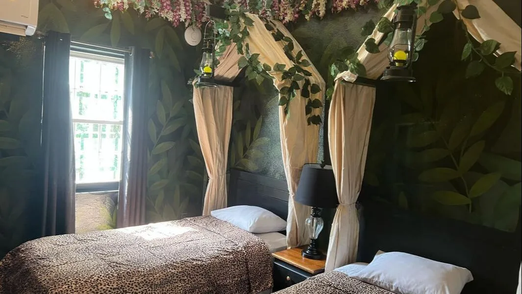 Suite Jungle Grotto