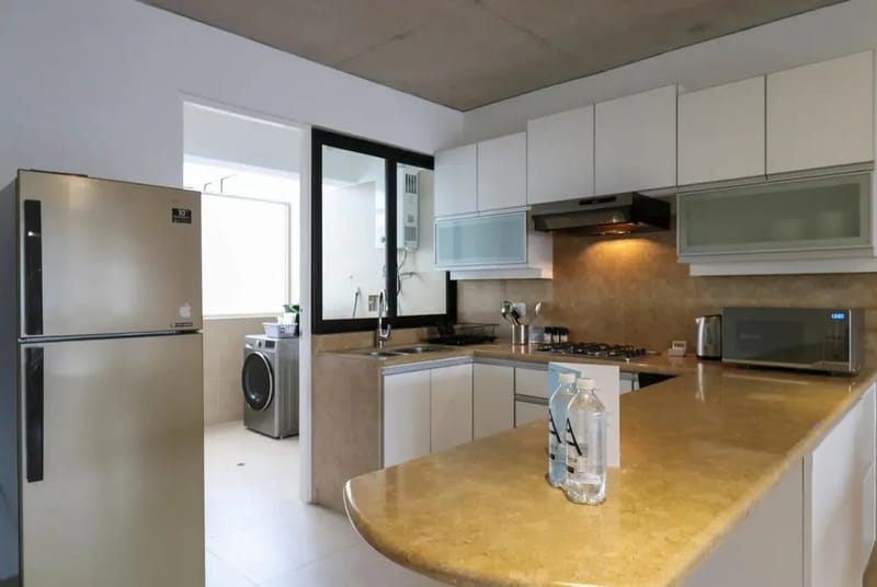 Picturesque 2BR with Balcony in Miraflores