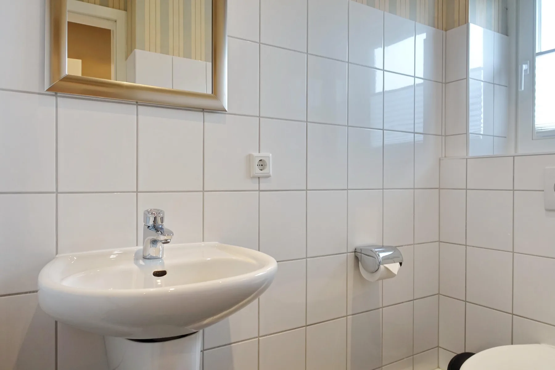 2-Raum Appartement mit ca. 45m ² Nutzfläche im Erd- und Untergeschoss.