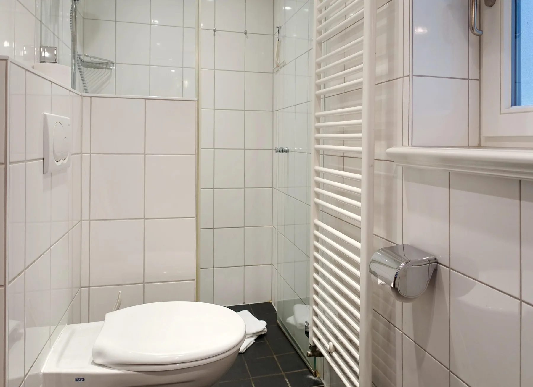 2-Raum Appartement mit ca. 45m ² Nutzfläche im Erd- und Untergeschoss.