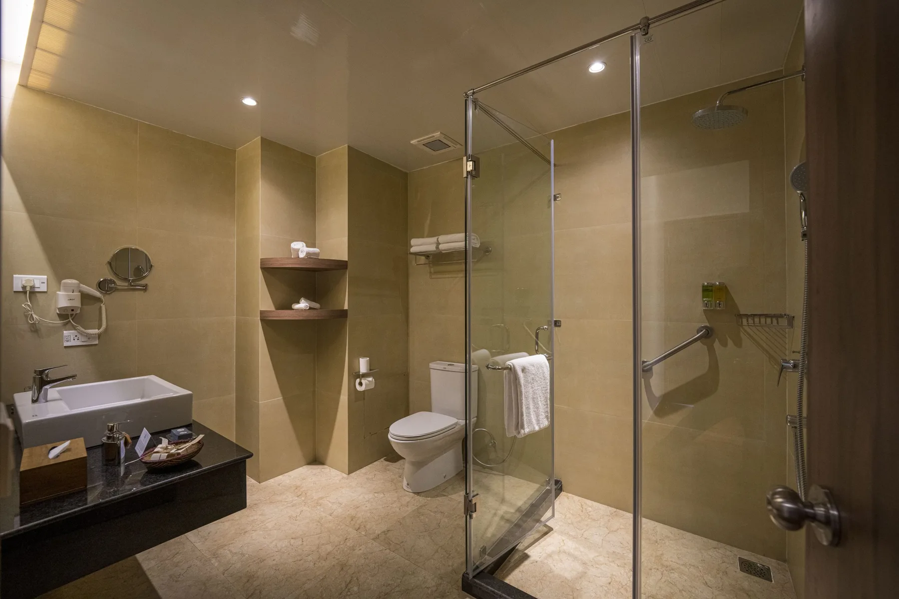 Interior del hotel The Pema