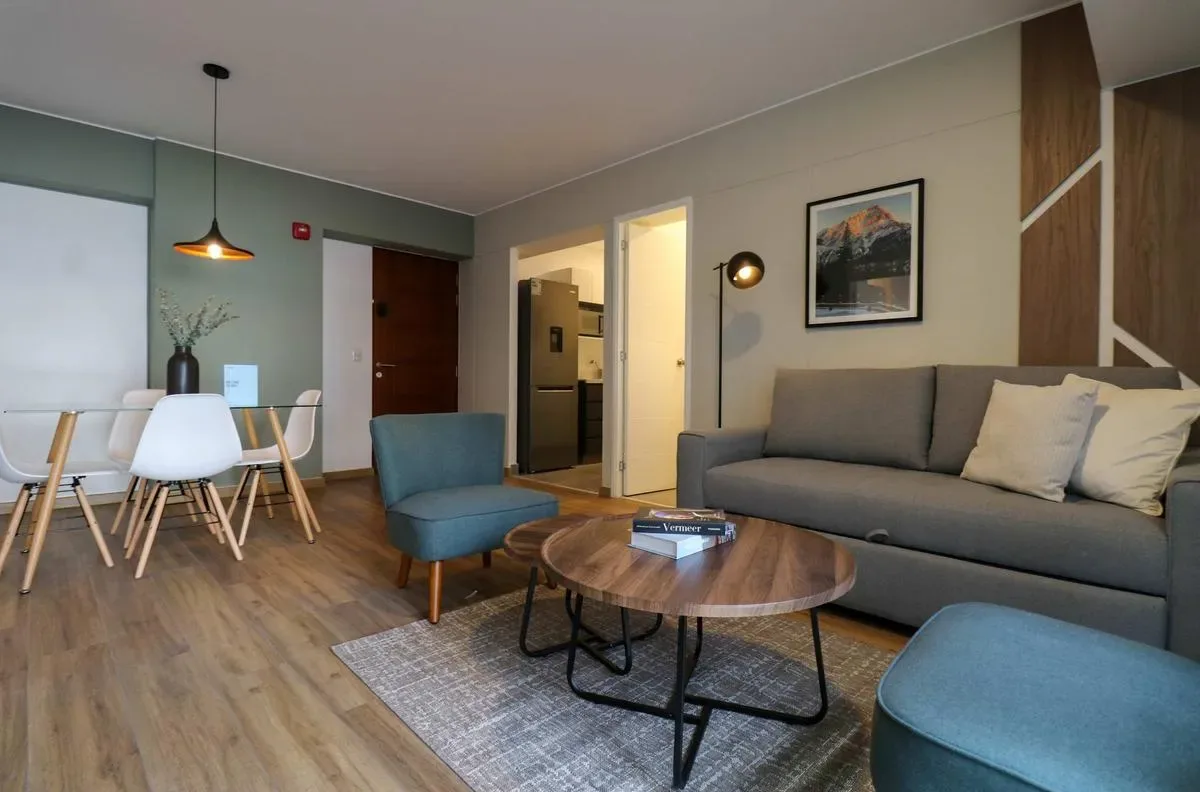 Radiant 1BR with Deco in Miraflores