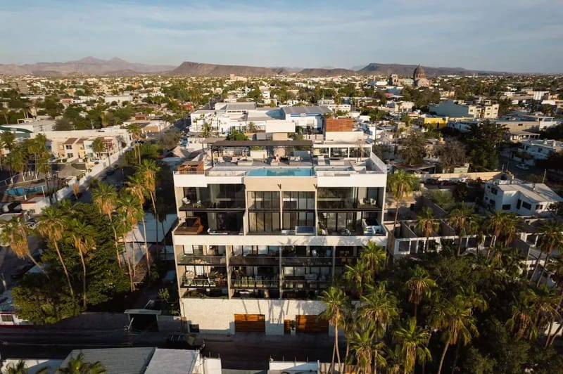 Bright 2BR Apartment w/ Seaview in La Paz