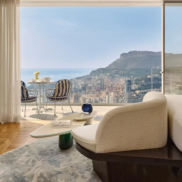 Panoramic sea-view studio