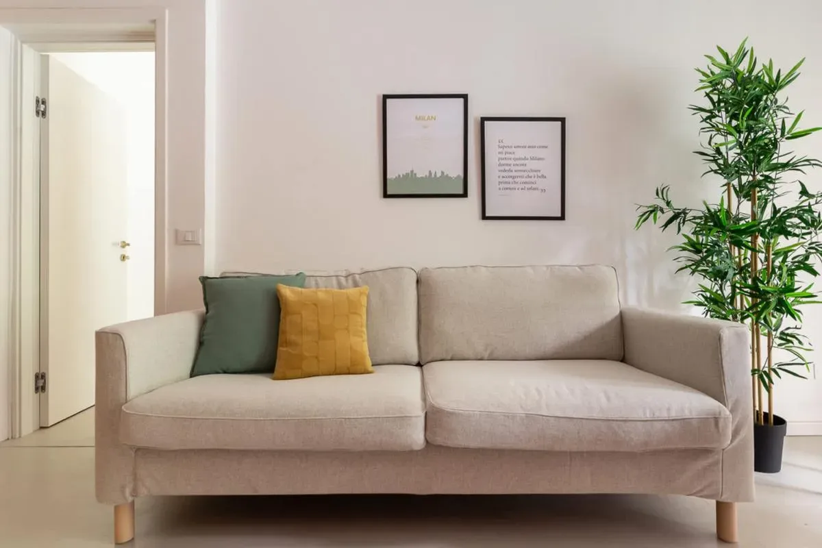 Charming 2BR w/ AC Steps from Navigli Canals