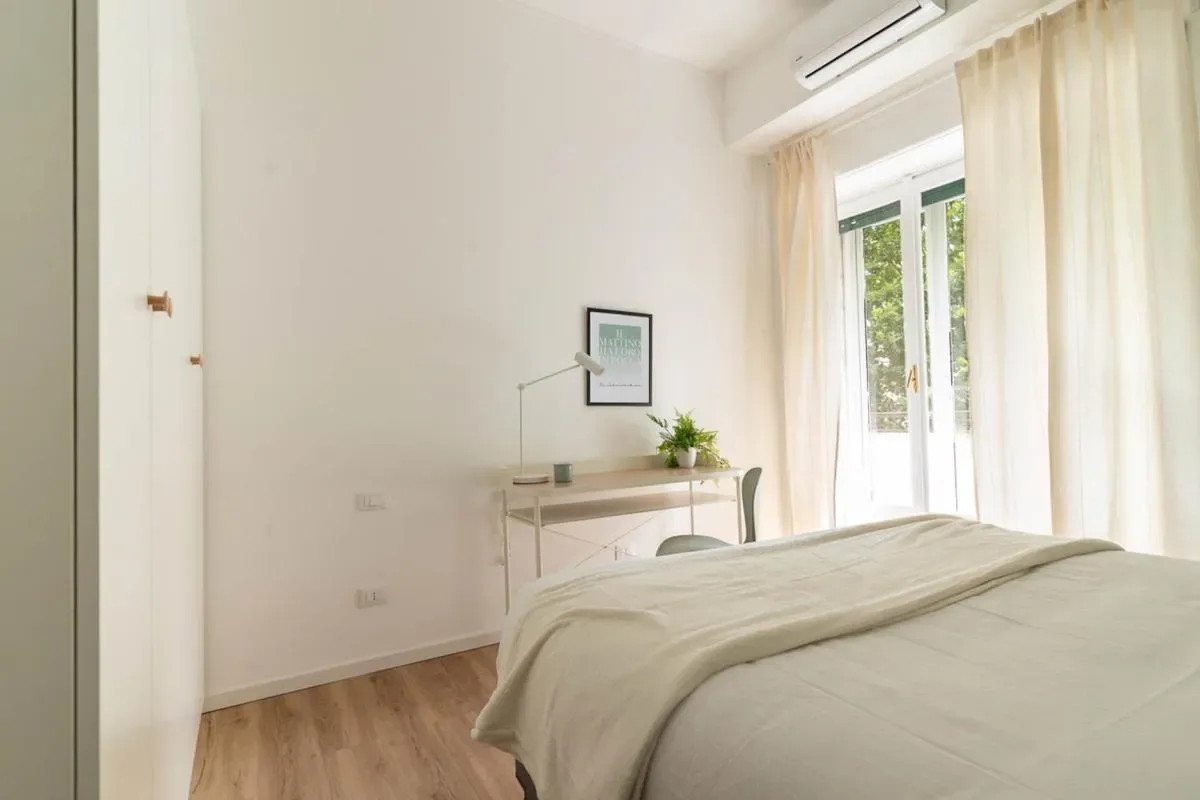 Charming 2BR w/ AC Steps from Navigli Canals