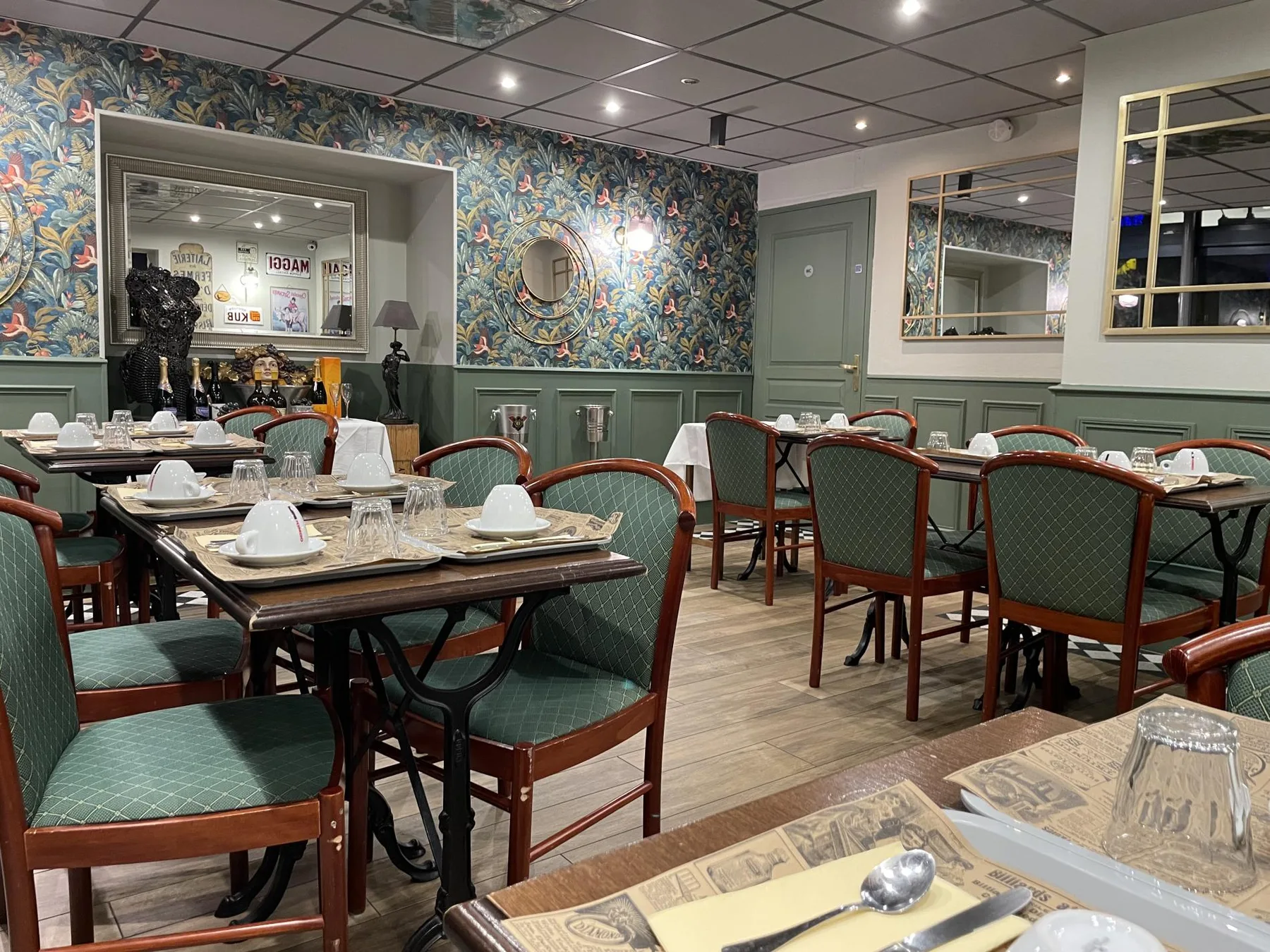 Breakfast room