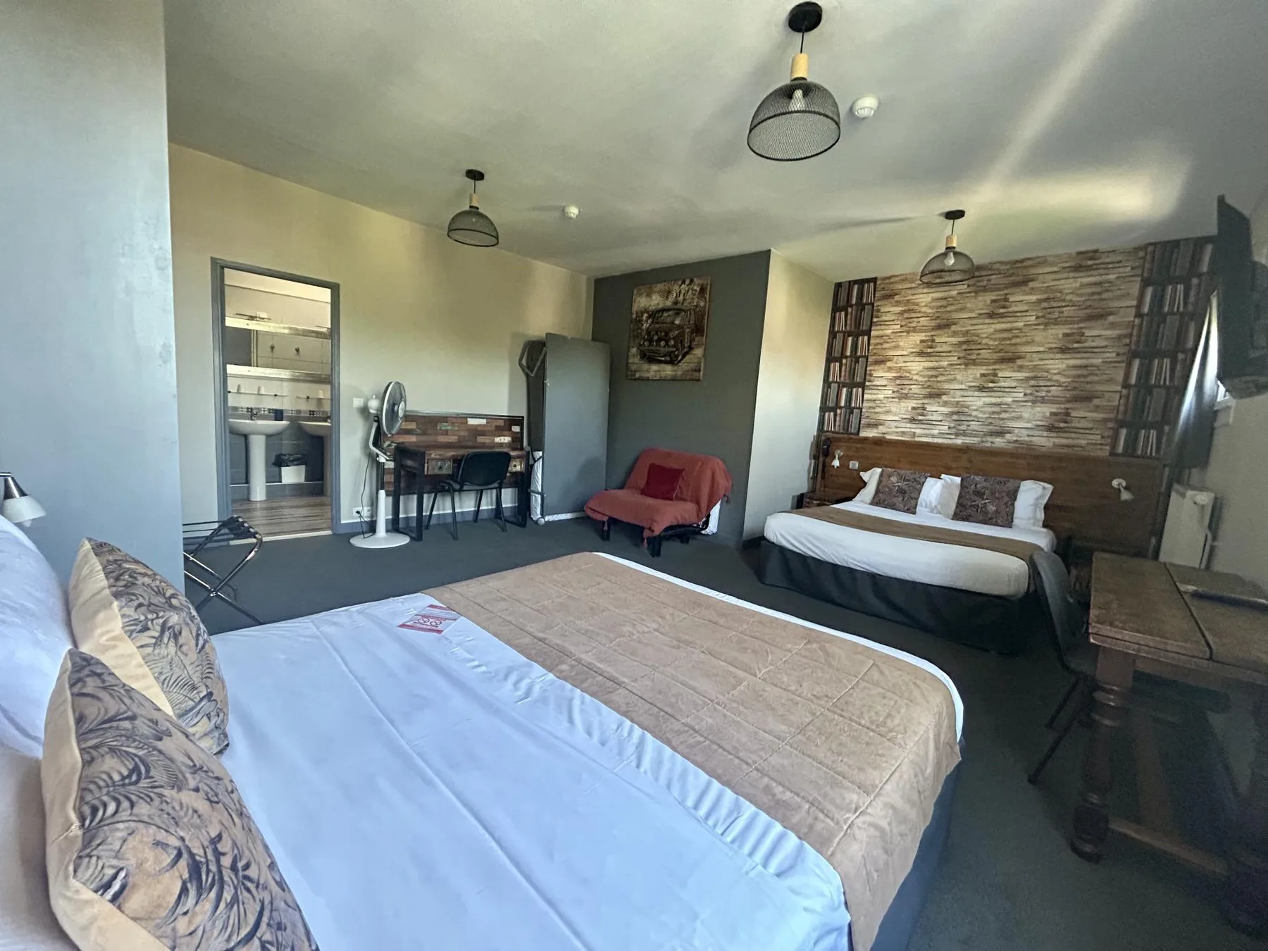 Quadruple room