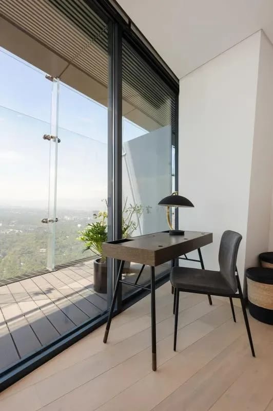 Luxurious 1BR with Panoramic View