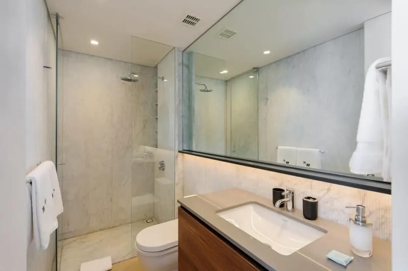 Luxurious 1BR with Panoramic View