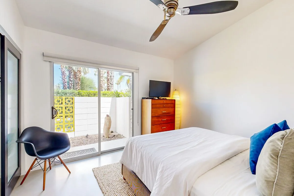 Palm Springs Luxury Retreat