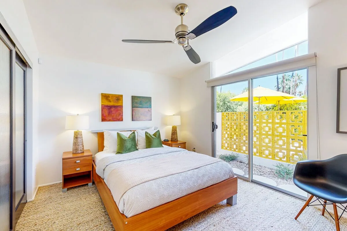 Palm Springs Luxury Retreat