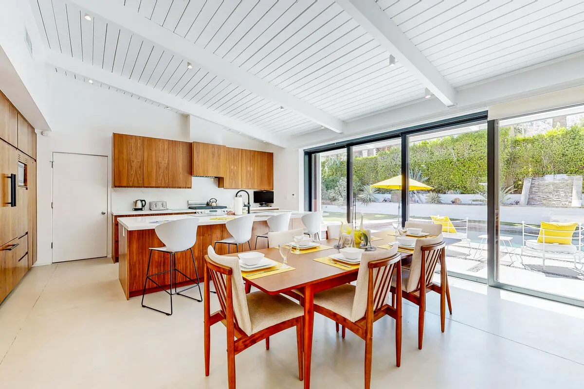 Palm Springs Luxury Retreat
