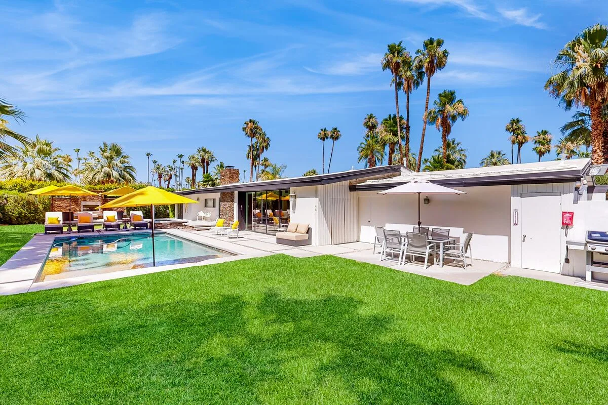 Palm Springs Luxury Retreat