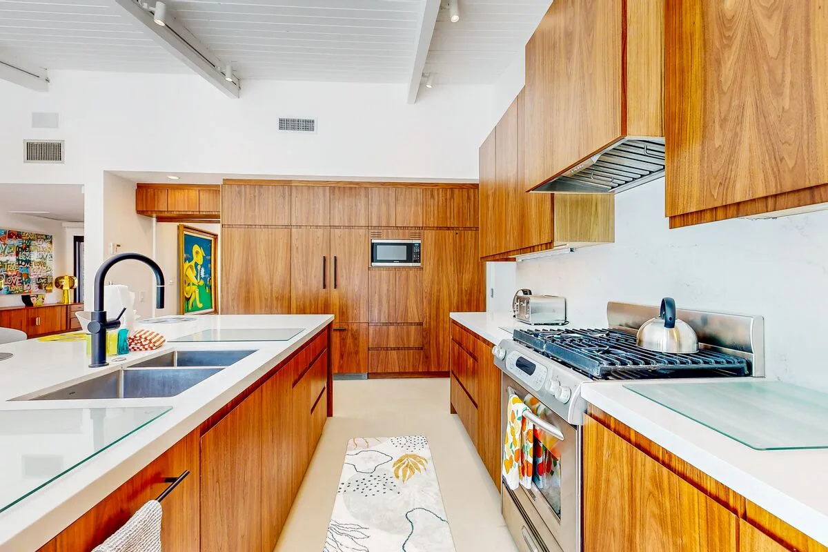 Palm Springs Luxury Retreat