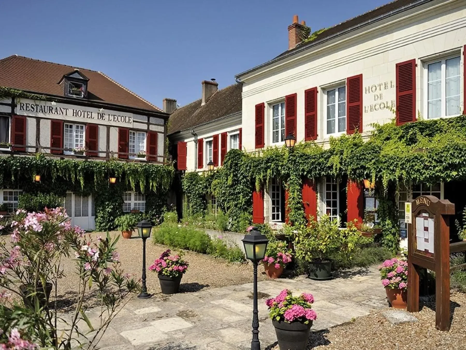 Exterior del Auberge de l’École
