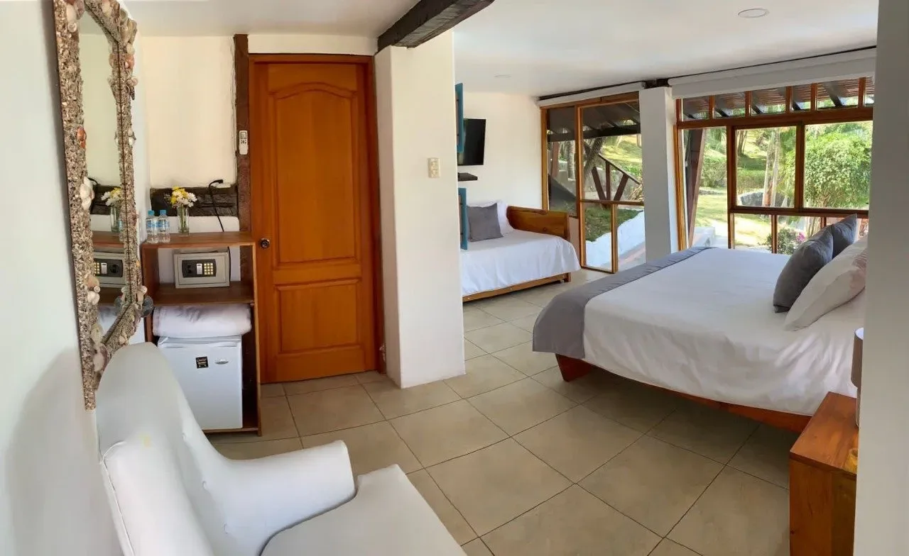 Habitación cuádruple con vistas al océano
