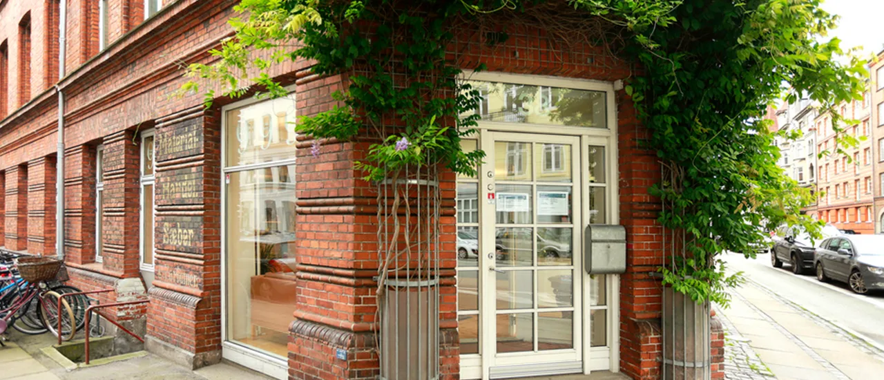 Reception and key collection location