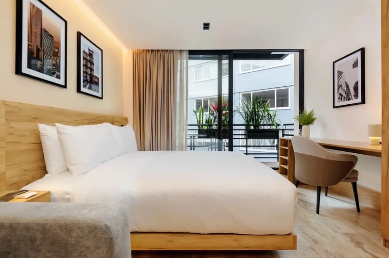 Stylish Loft w/ Balcony in Parque Mexico