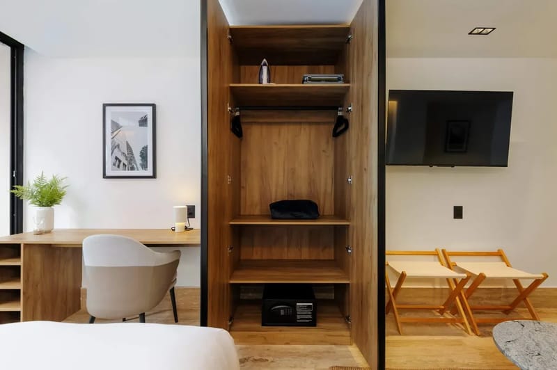 Stylish Loft w/ Balcony in Parque Mexico
