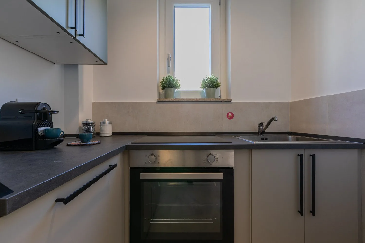 Tripoli White Home