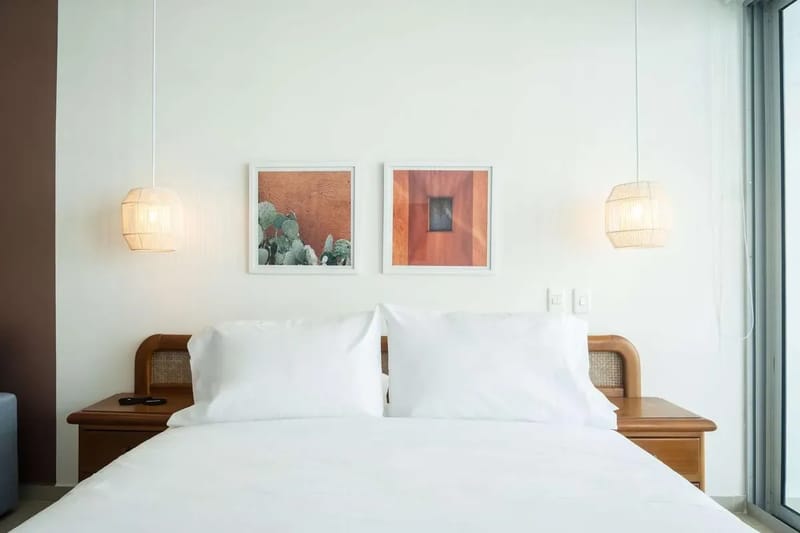 Luxury 2BR w/ Balcony in Sunset Beach
