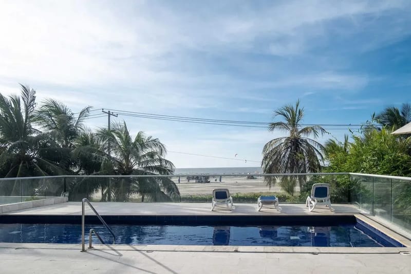 Luxury 2BR w/ Balcony in Sunset Beach