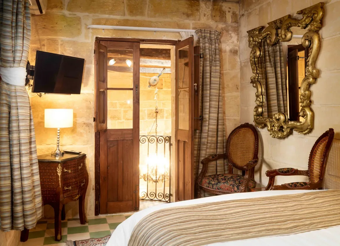 Habitación de Provence con balcón francés