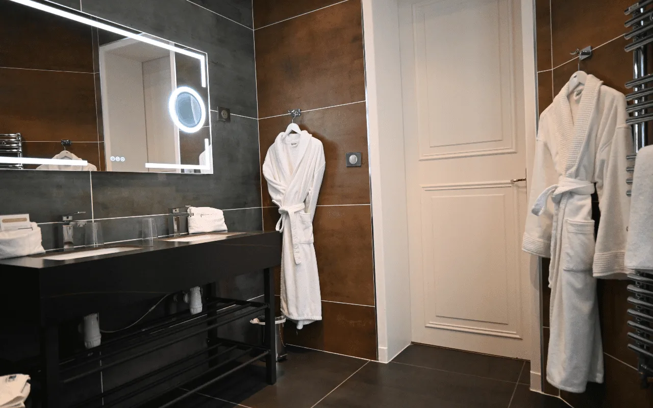 Comfort room for two