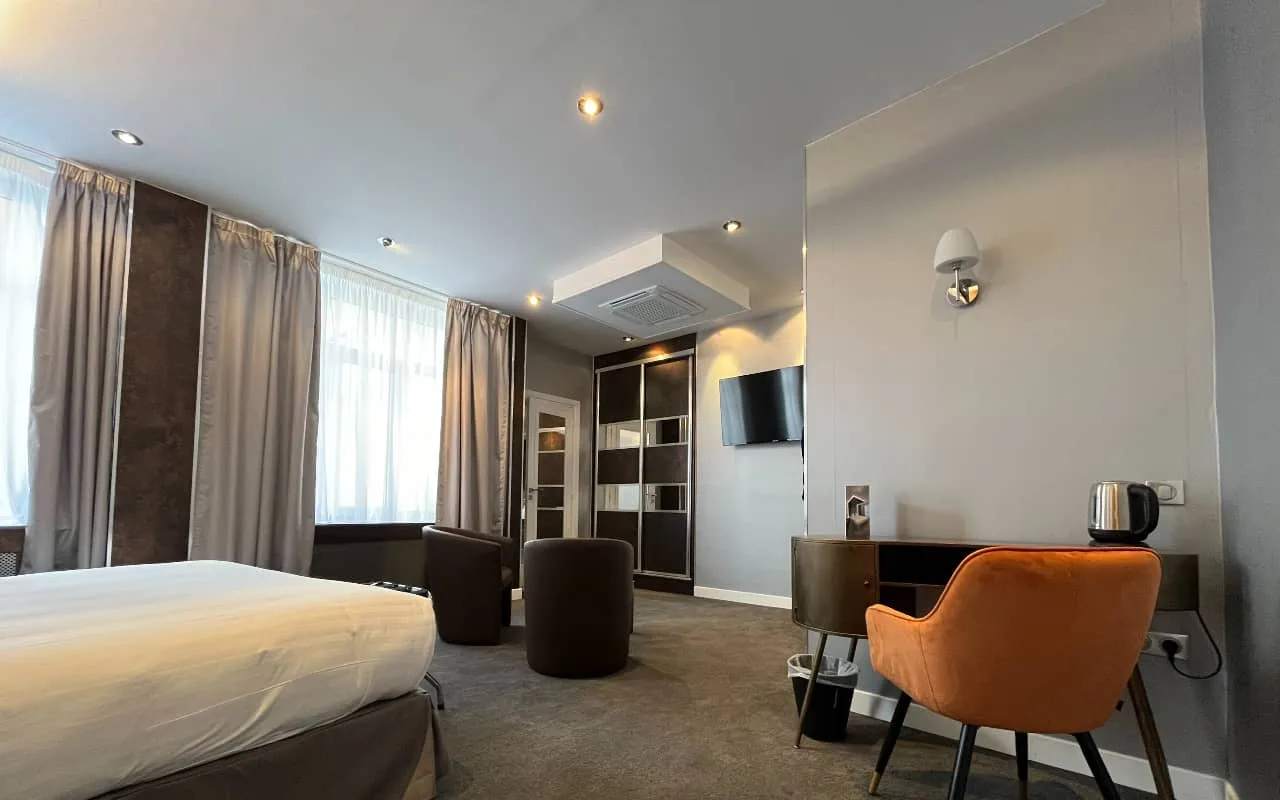Comfort room for two
