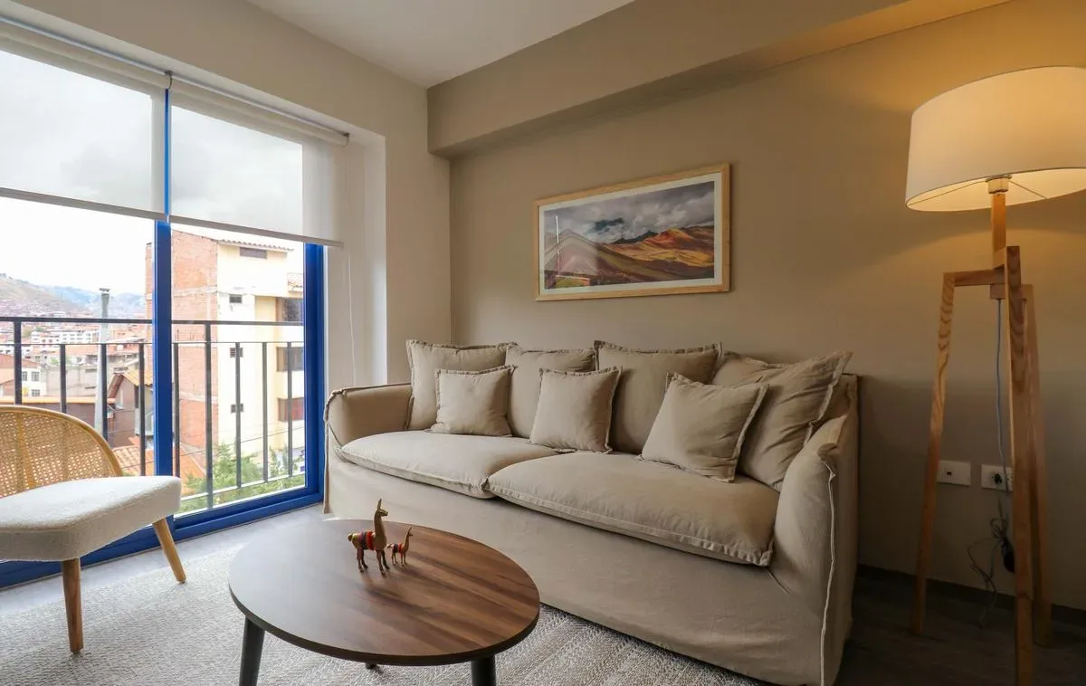 Sunny 1BR in Historic Cusco w/ Balcony