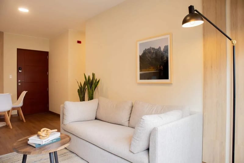 Enchanting 2BR w/ Balcony Near Kennedy Park
