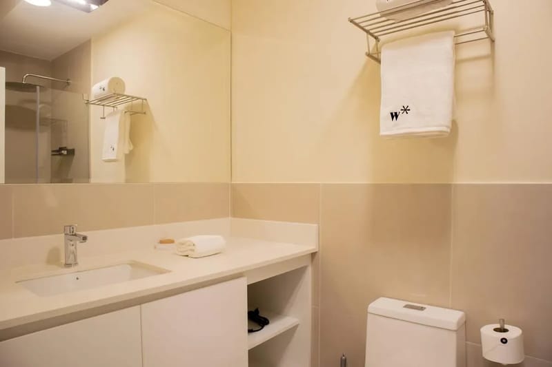 Enchanting 2BR w/ Balcony Near Kennedy Park