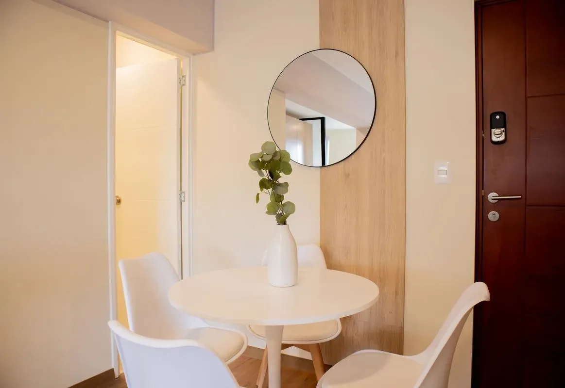Enchanting 2BR w/ Balcony Near Kennedy Park