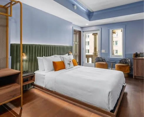 Prestige Balcony room