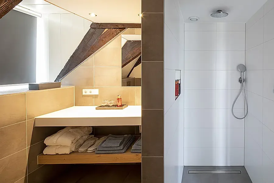 Bathroom in Kamer Smirna