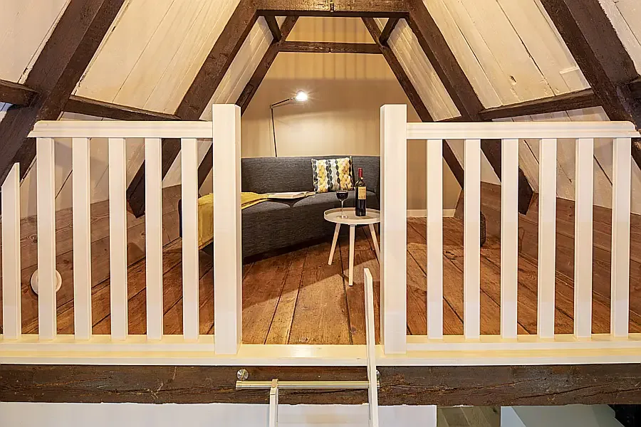 Mezzanine sleeping area