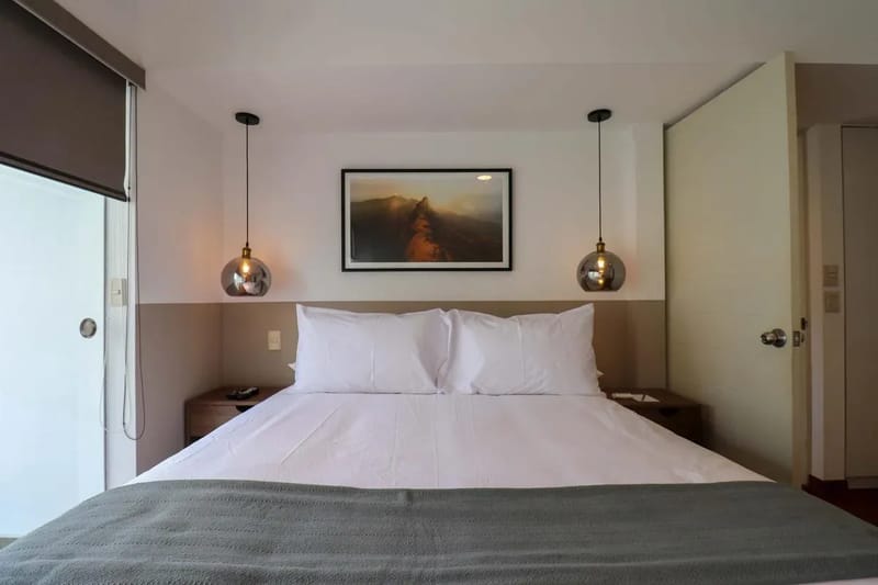 Deluxe 3BR Duplex w/ Balcony in Miraflores