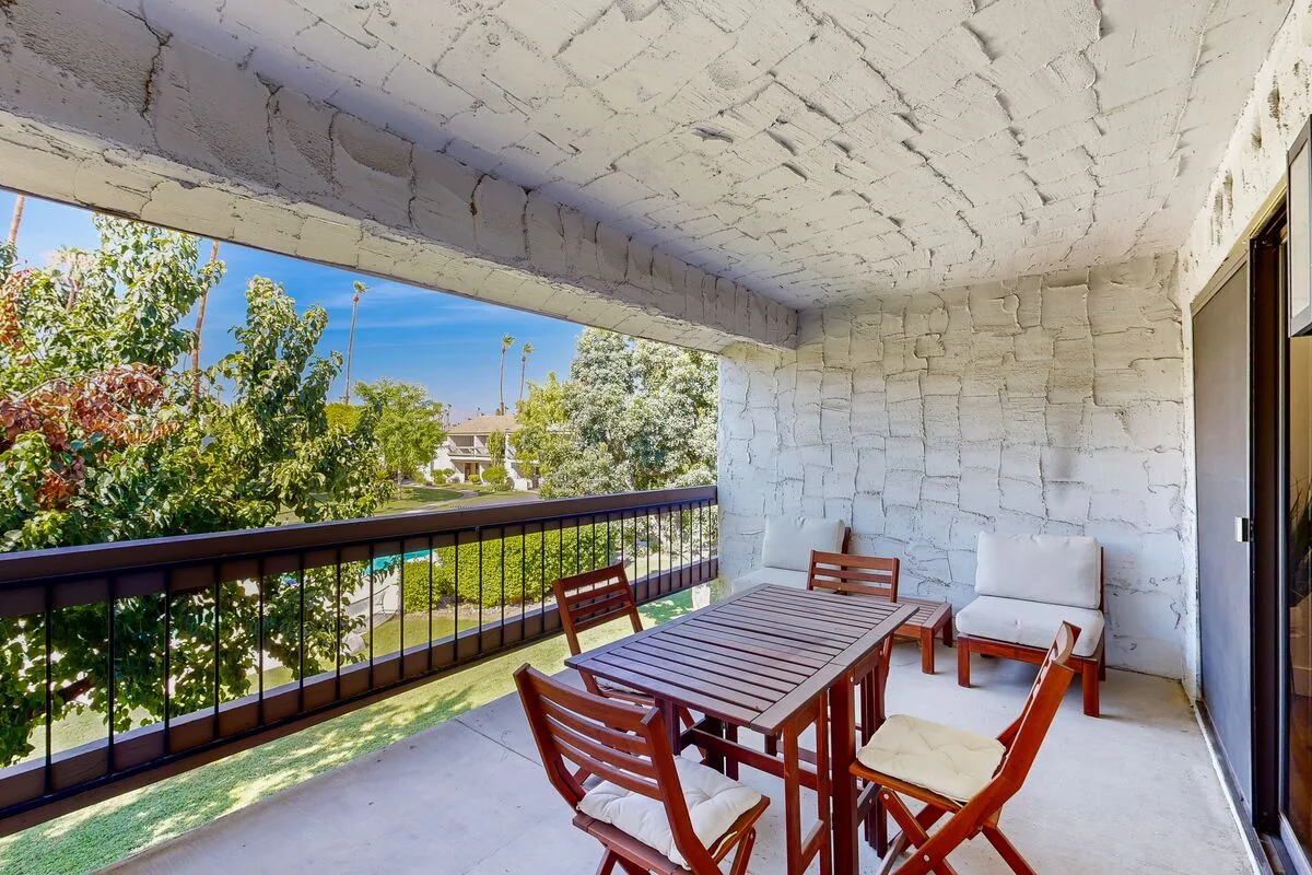 Palm Canyon Villas B8