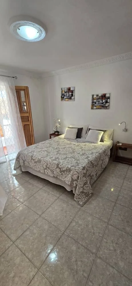 Hostal Groning