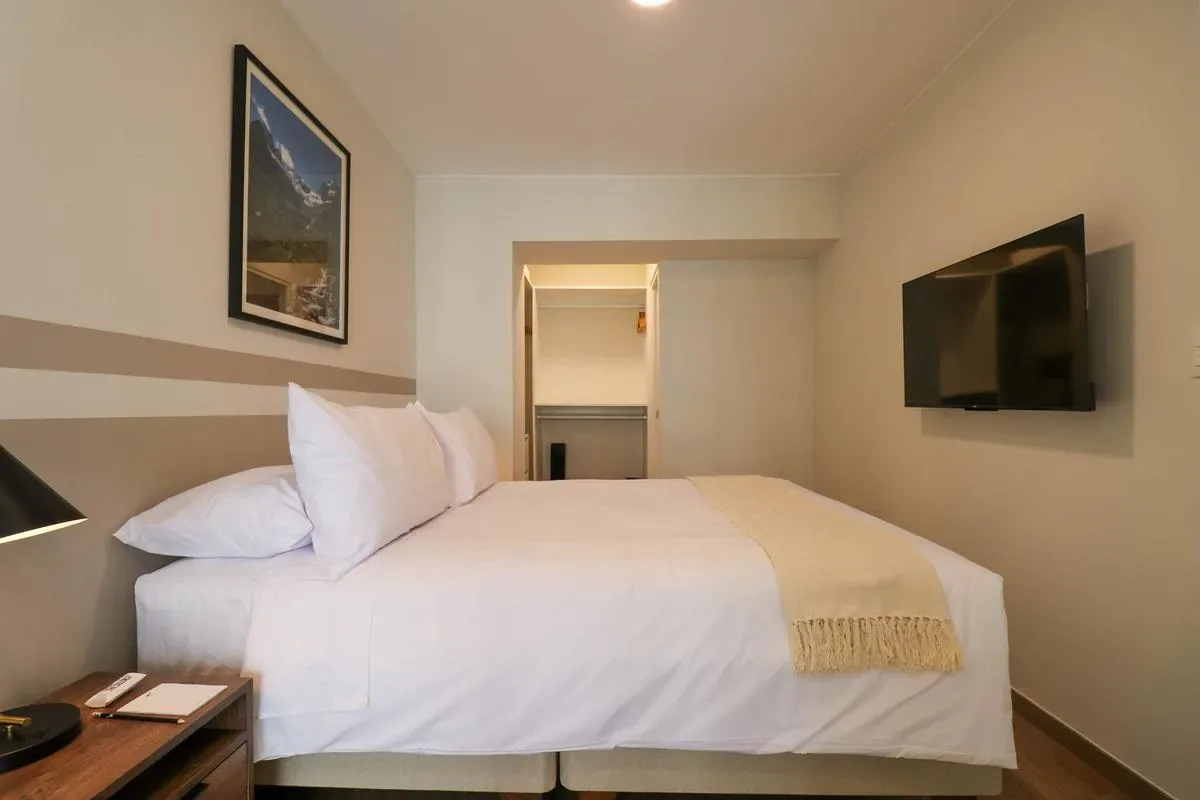 Cozy 1BR w/ Majestic Deco in Miraflores